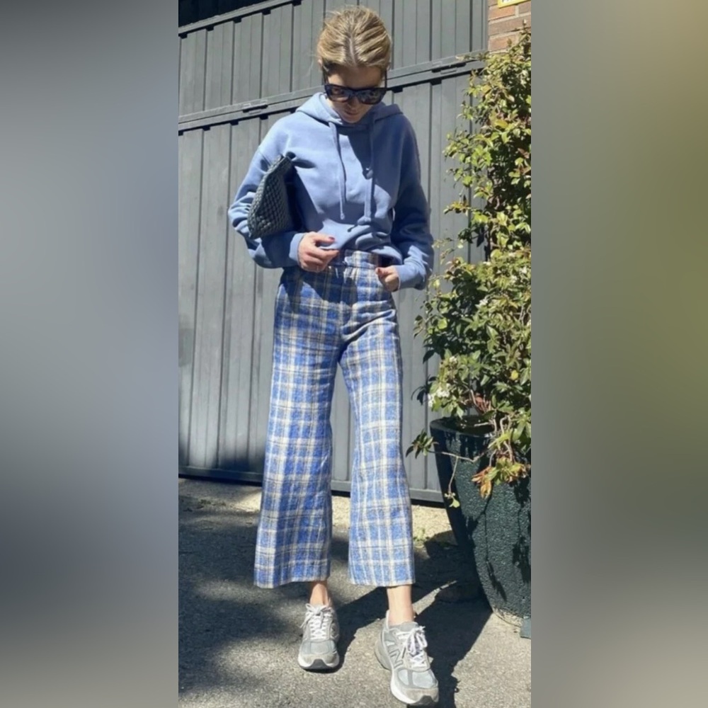 ZARA 
Blue and cream Plaid women’s Pants